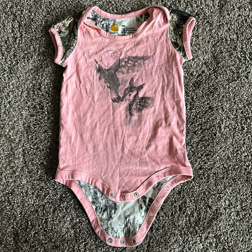 Girls 9 month Carhartt onesie. Good condition, pink on the front with 2 deer.